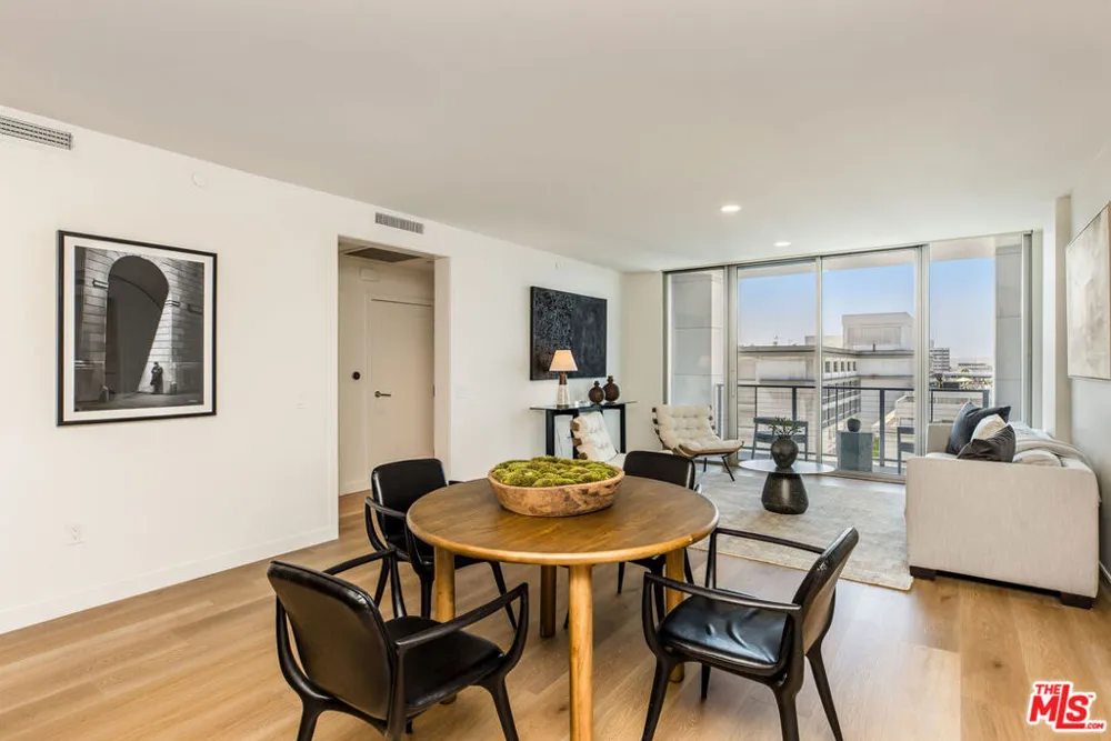 8500 Burton Way #614 Los Angeles, CA 90048