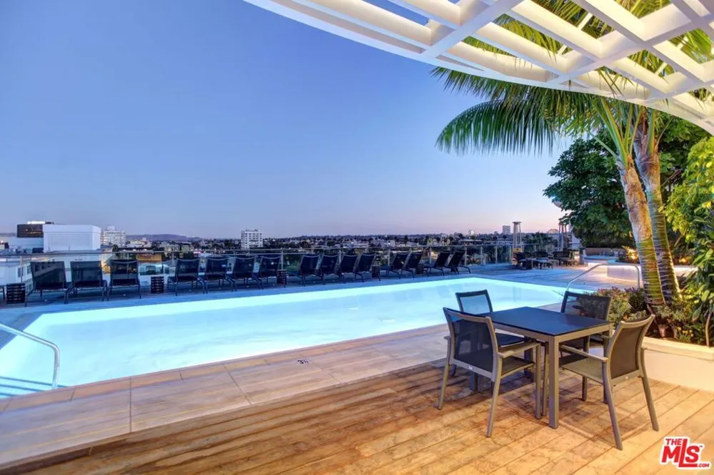 8500 Burton Way #614 Los Angeles, CA 90048