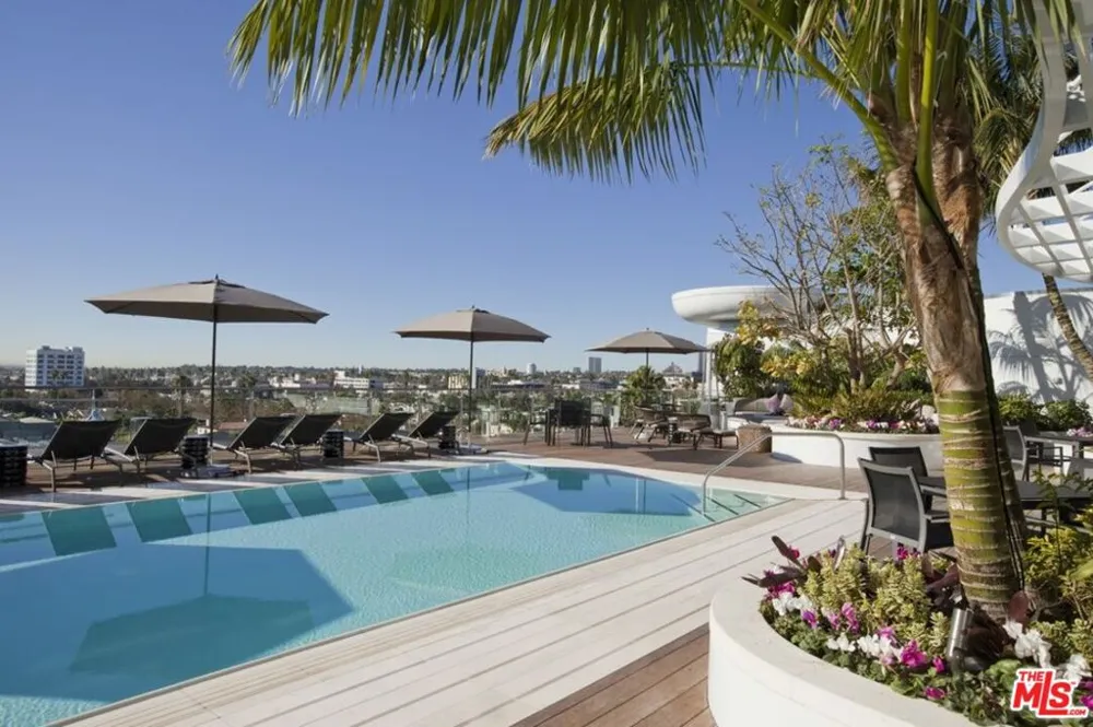 8500 Burton Way #614 Los Angeles, CA 90048