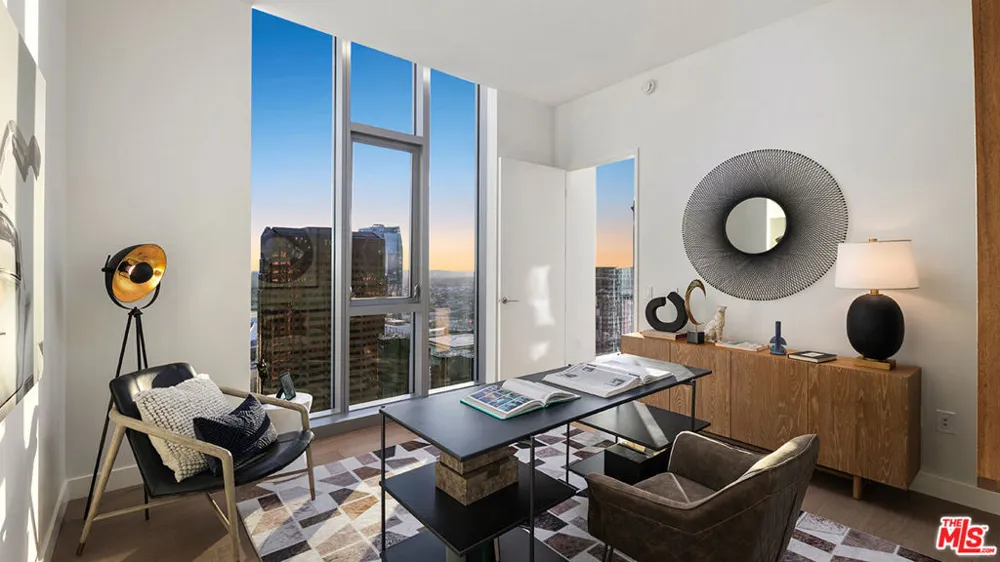 744 S Figueroa Street #3901 Los Angeles, CA 90017