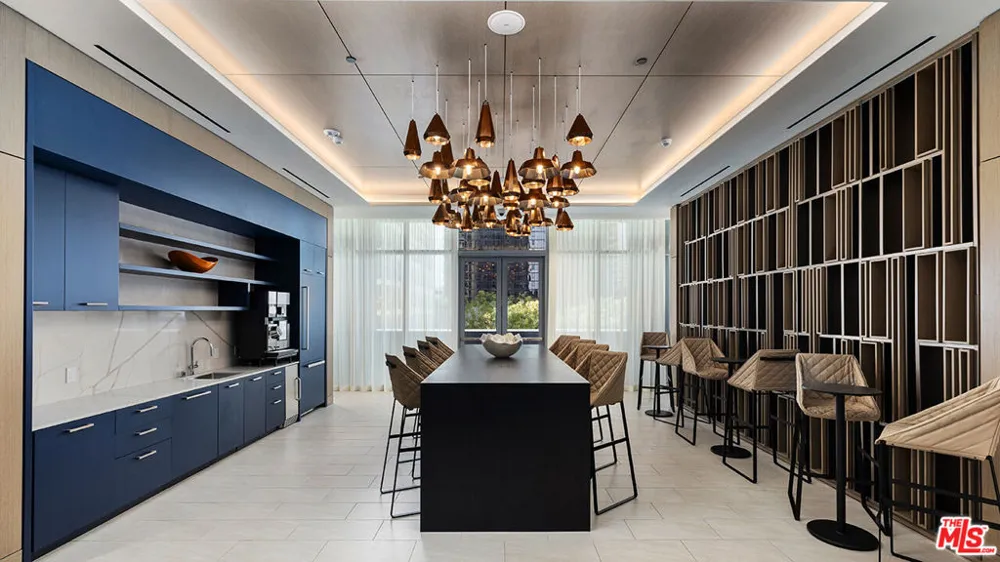 744 S Figueroa Street #3901 Los Angeles, CA 90017