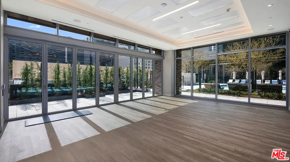 744 S Figueroa Street #3901 Los Angeles, CA 90017