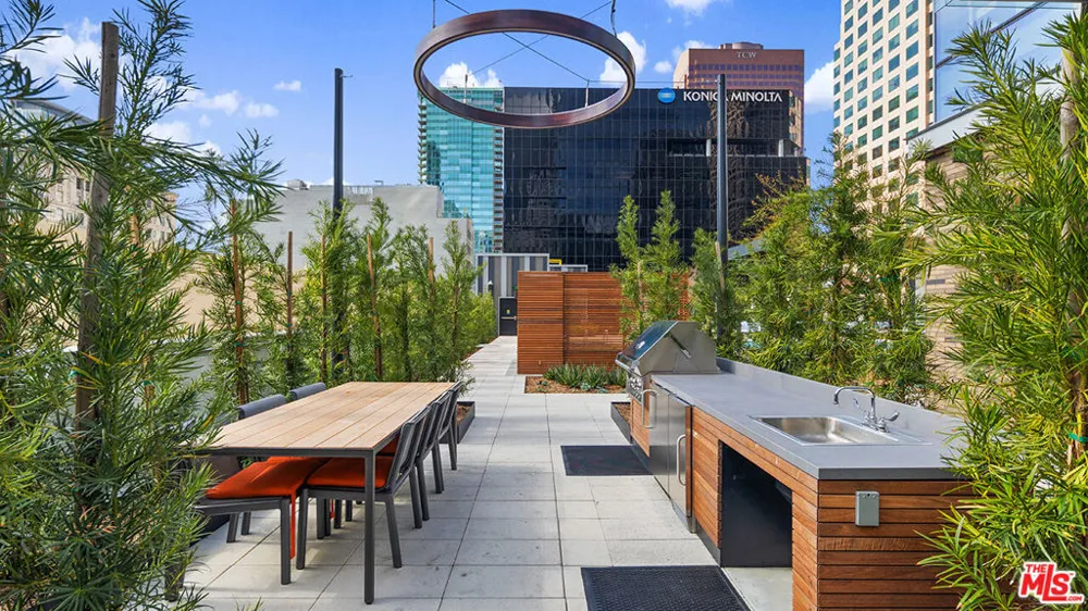 744 S Figueroa Street #3901 Los Angeles, CA 90017
