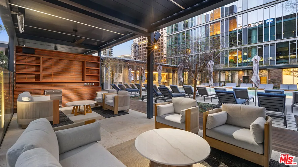744 S Figueroa Street #3901 Los Angeles, CA 90017