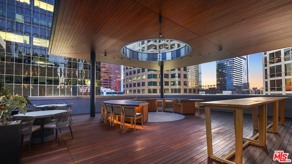 744 S Figueroa Street #3901 Los Angeles, CA 90017