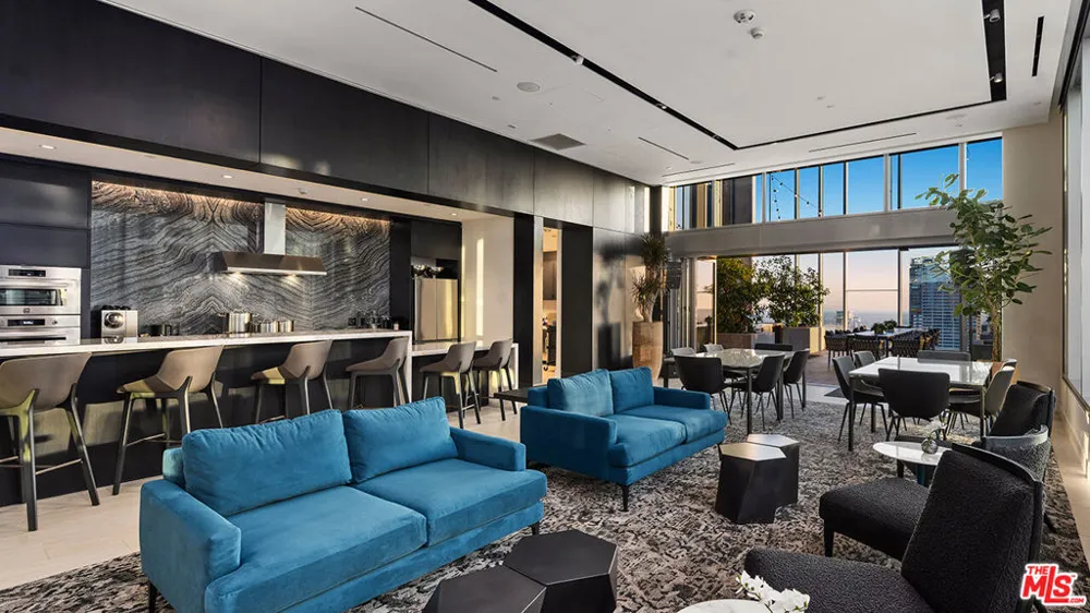 744 S Figueroa Street #3901 Los Angeles, CA 90017