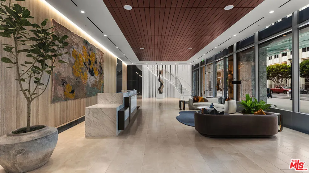 744 S Figueroa Street #3901 Los Angeles, CA 90017