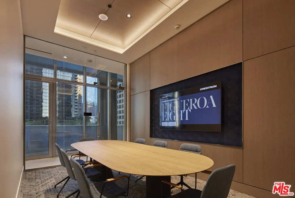 744 S Figueroa Street #3901 Los Angeles, CA 90017