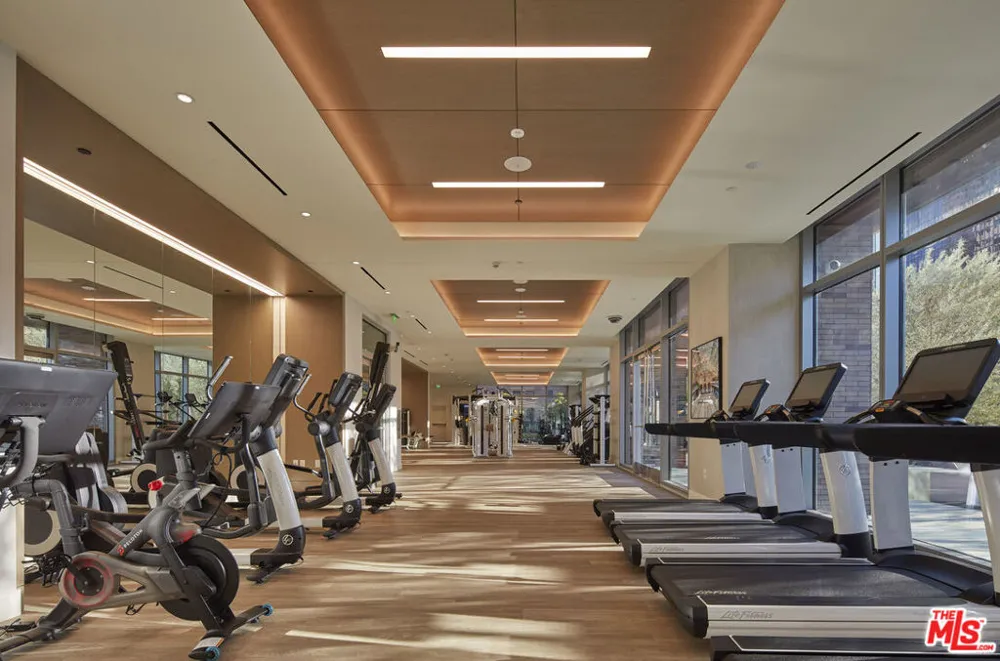744 S Figueroa Street #3901 Los Angeles, CA 90017