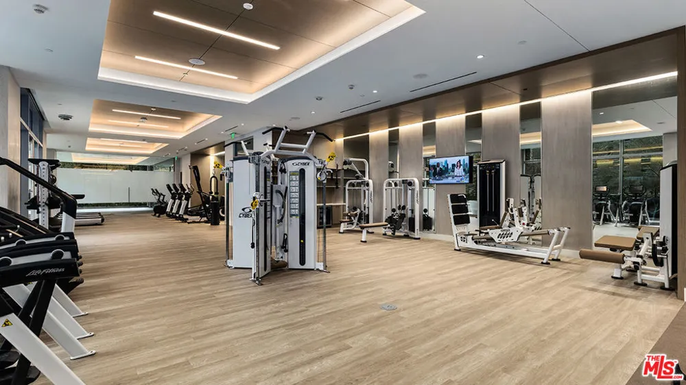 744 S Figueroa Street #3901 Los Angeles, CA 90017