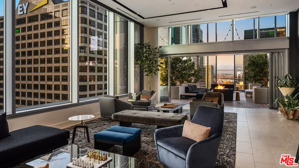 744 S Figueroa Street #3901 Los Angeles, CA 90017