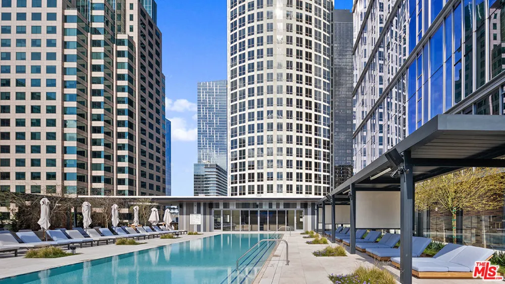 744 S Figueroa Street #3901 Los Angeles, CA 90017