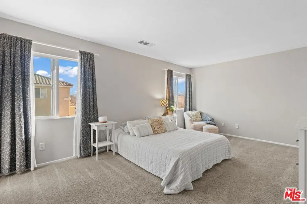 45064 E 18th Street Lancaster, CA 93535