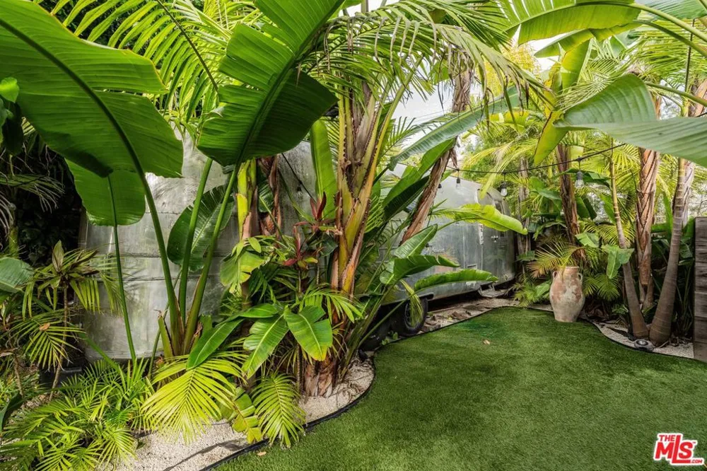 416 Brooks Avenue Venice, CA 90291