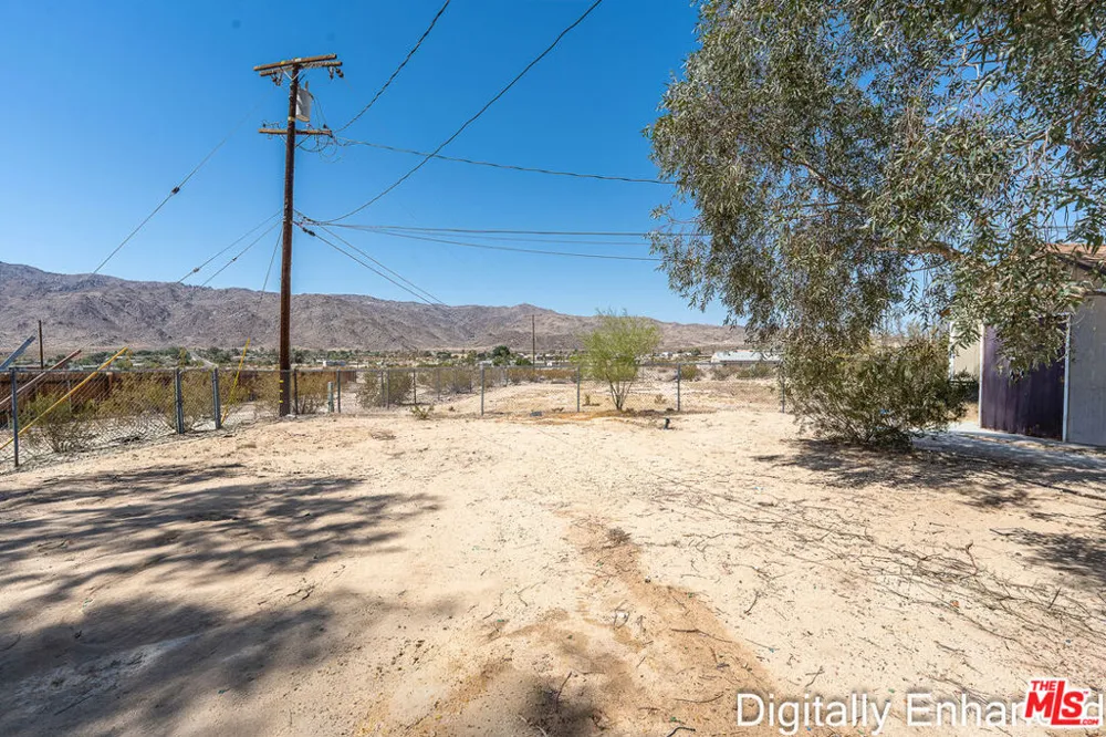 72377 Nicolson Drive Twentynine Palms, CA 92277