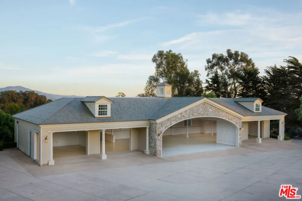 120 Montecito Ranch Lane Summerland, CA 93067