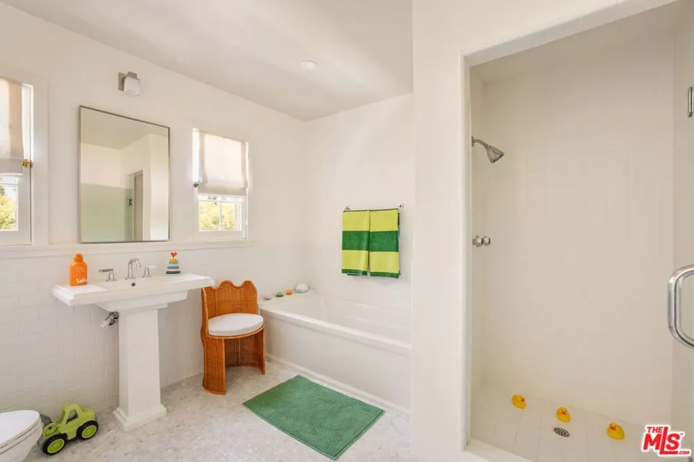 612 Lorraine Boulevard Los Angeles, CA 90005