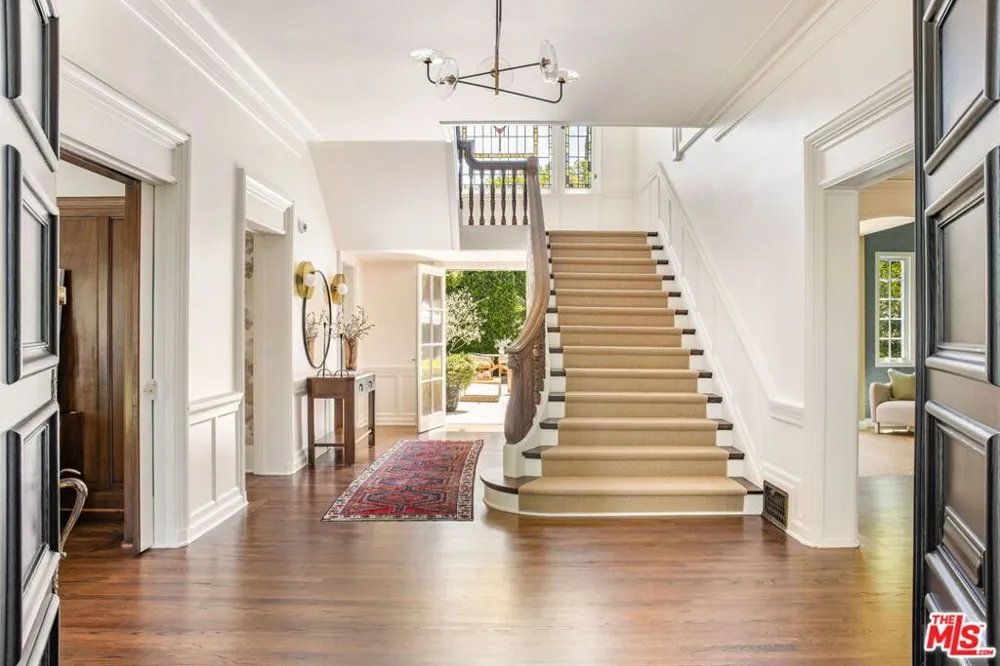 612 Lorraine Boulevard Los Angeles, CA 90005