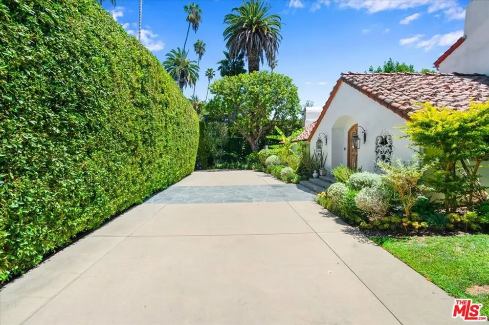 523 Beverly Drive Beverly Hills, CA 90210