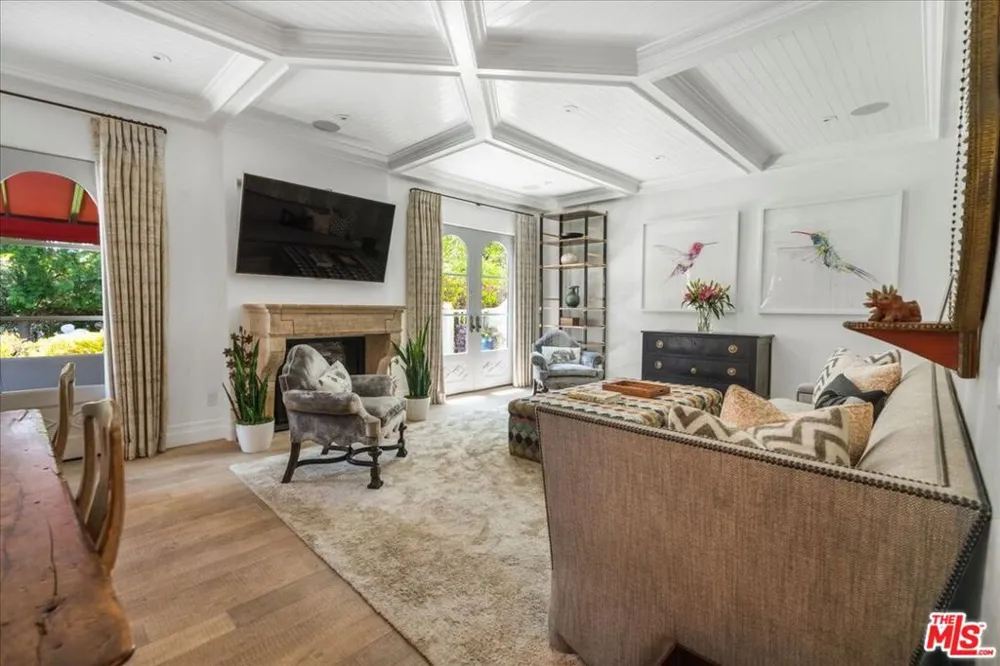 523 Beverly Drive Beverly Hills, CA 90210