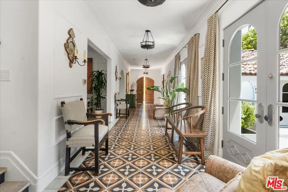 523 Beverly Drive Beverly Hills, CA 90210