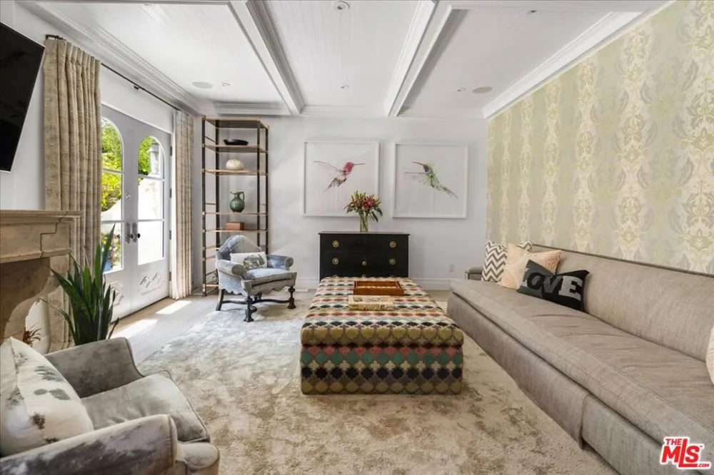 523 Beverly Drive Beverly Hills, CA 90210