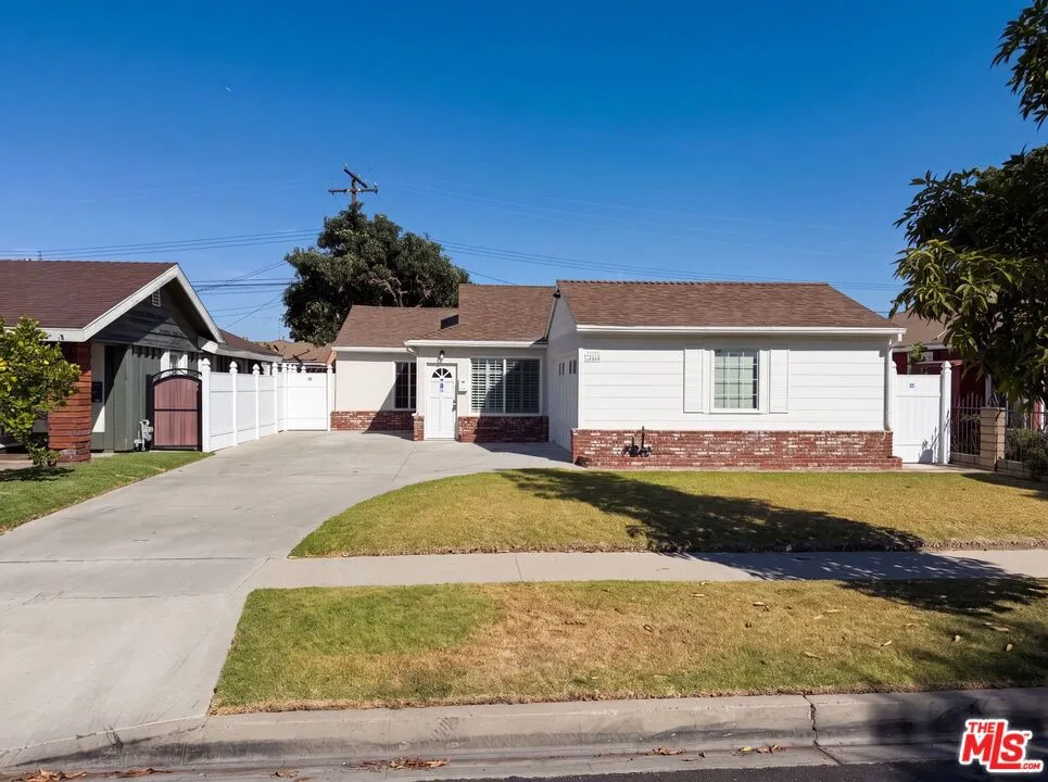 11844 Graystone Avenue Norwalk, CA 90650