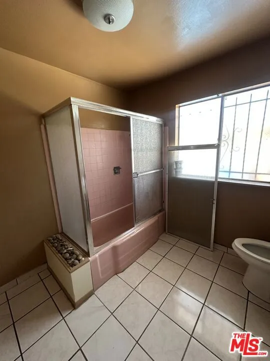 Address Not Shown Compton, CA 90221