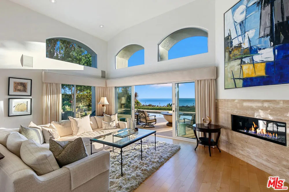 24518 Vantage Point Terrace Malibu, CA 90265