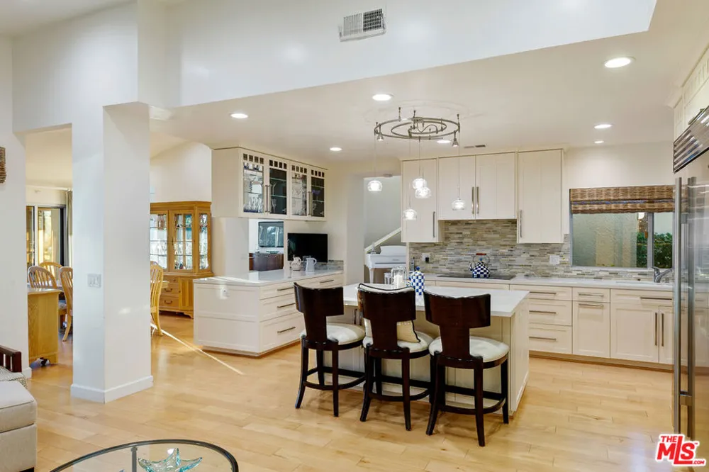 24518 Vantage Point Terrace Malibu, CA 90265