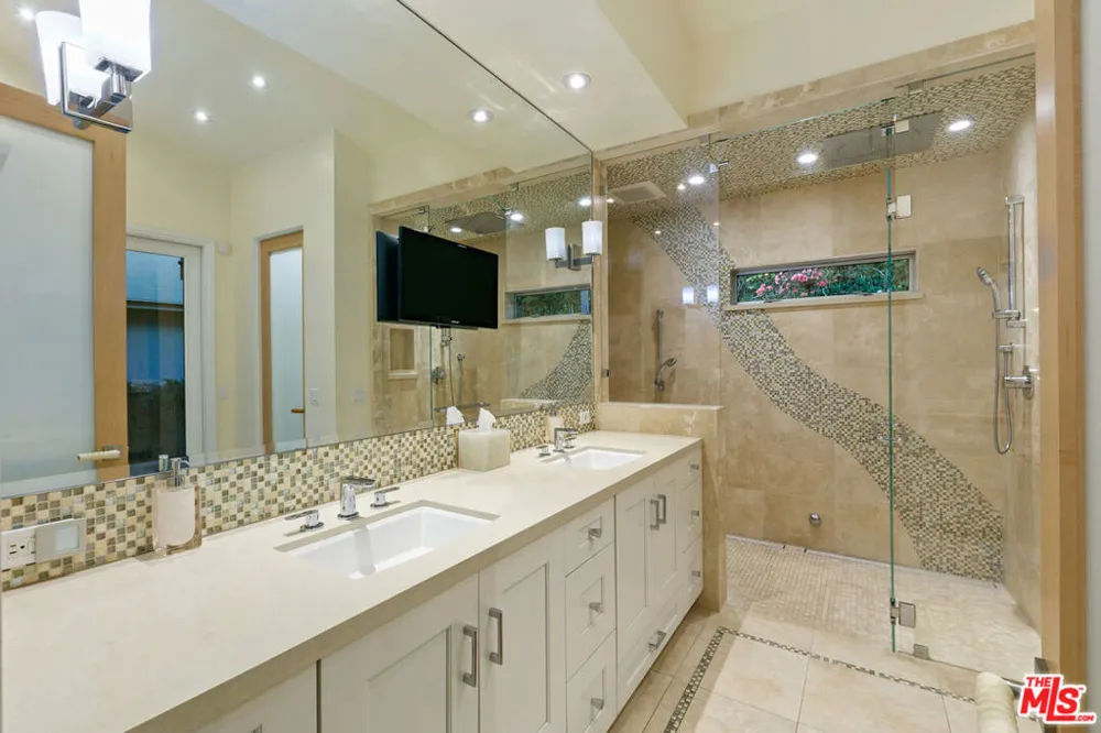 24518 Vantage Point Terrace Malibu, CA 90265