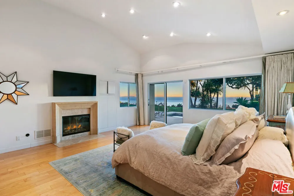 24518 Vantage Point Terrace Malibu, CA 90265