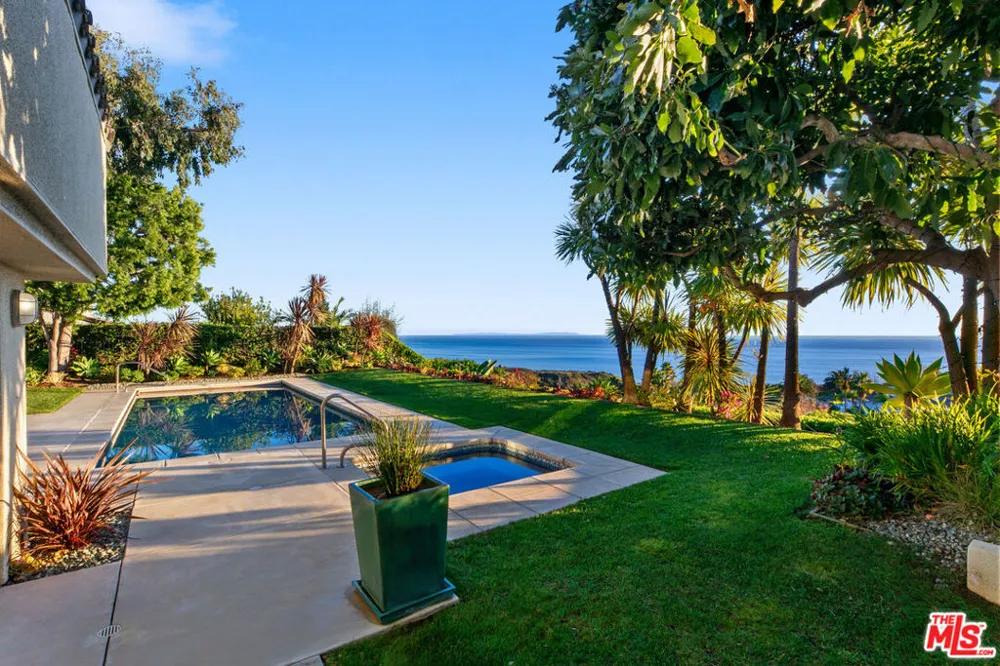 24518 Vantage Point Terrace Malibu, CA 90265