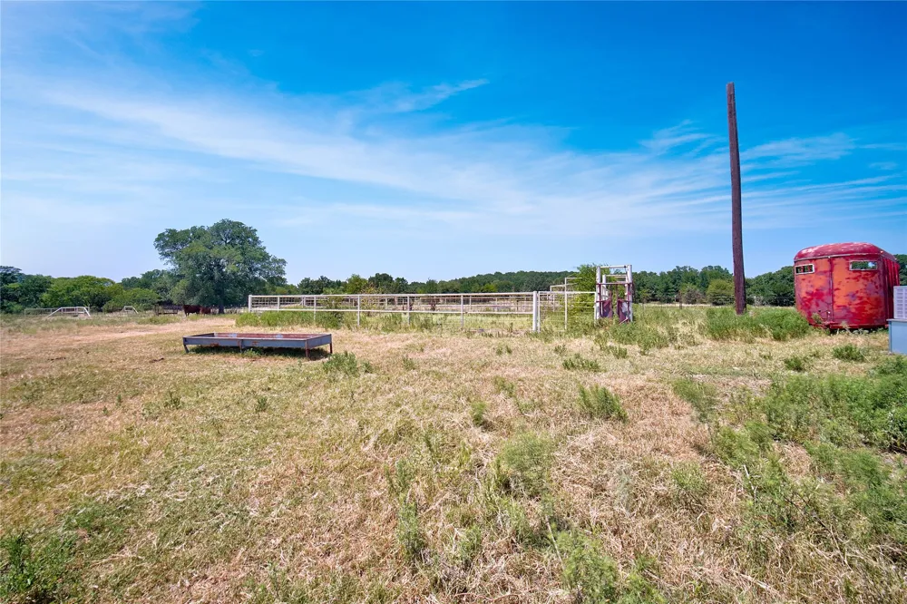 6551 Crooked Creek Road Jacksboro, TX 76458