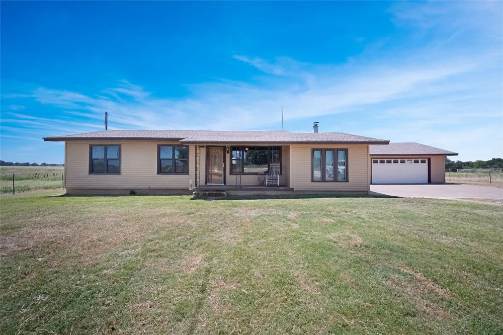 6551 Crooked Creek Road Jacksboro, TX 76458
