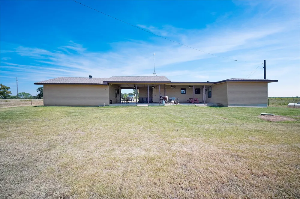 6551 Crooked Creek Road Jacksboro, TX 76458