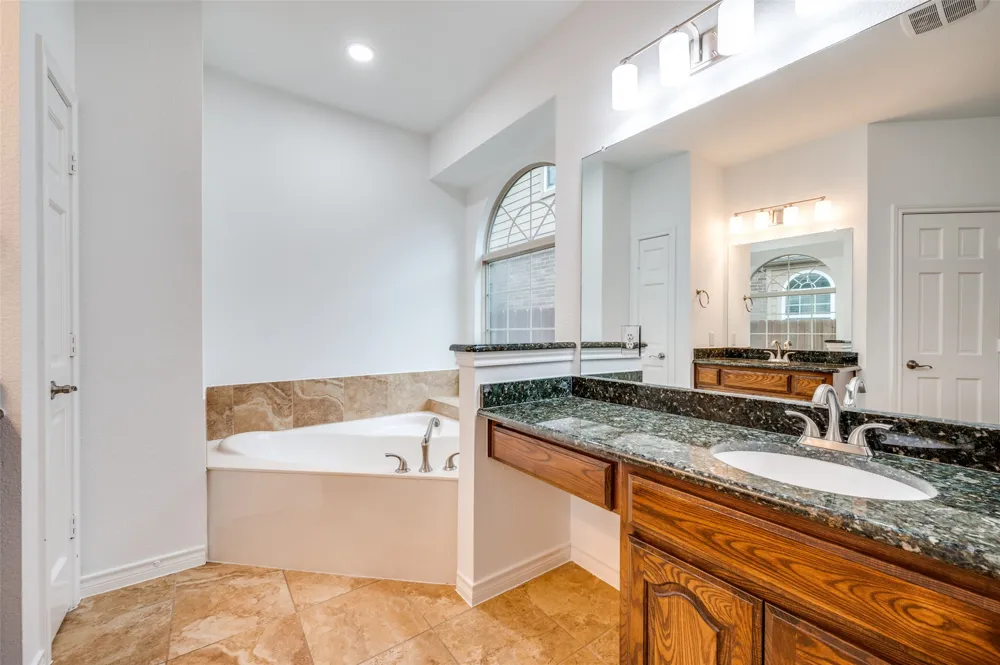 1329 Bateman Lane Celina, TX 75009