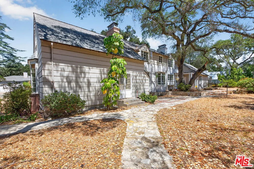 1005 Laurel Road Santa Paula, CA 93060