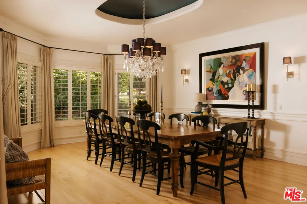 1285 Falling Star Avenue Westlake Village, CA 91362