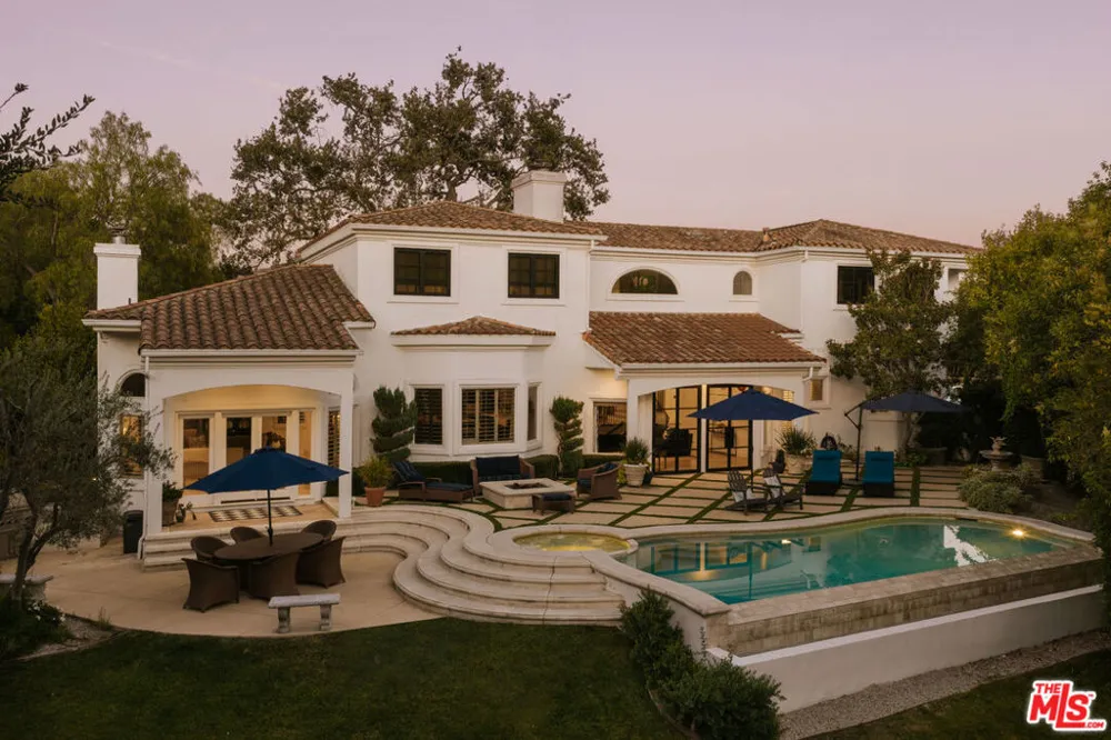 1285 Falling Star Avenue Westlake Village, CA 91362