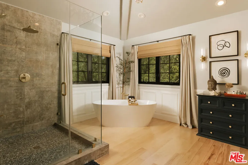 1285 Falling Star Avenue Westlake Village, CA 91362