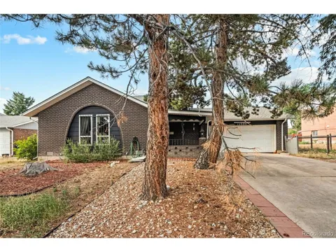 12009 E Virginia Place