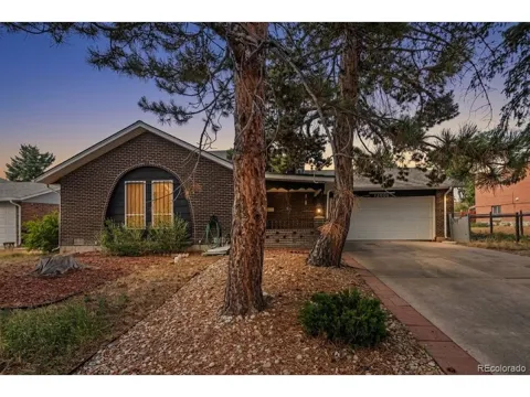 12009 E Virginia Place