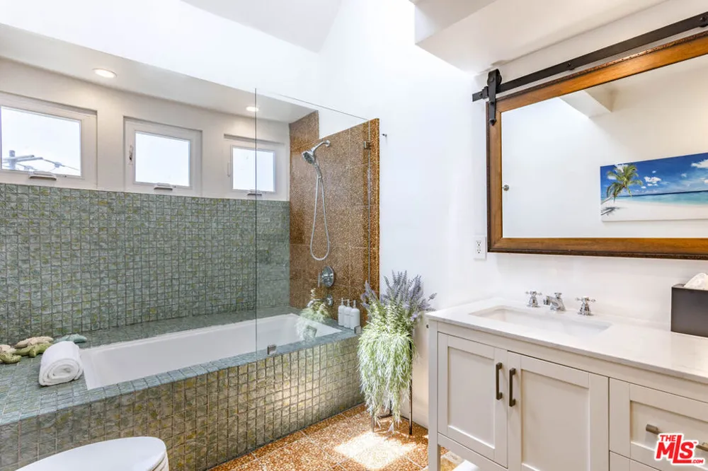 28711 PACIFIC COAST Highway #30 Malibu, CA 90265