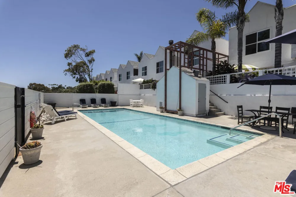 28711 PACIFIC COAST Highway #30 Malibu, CA 90265