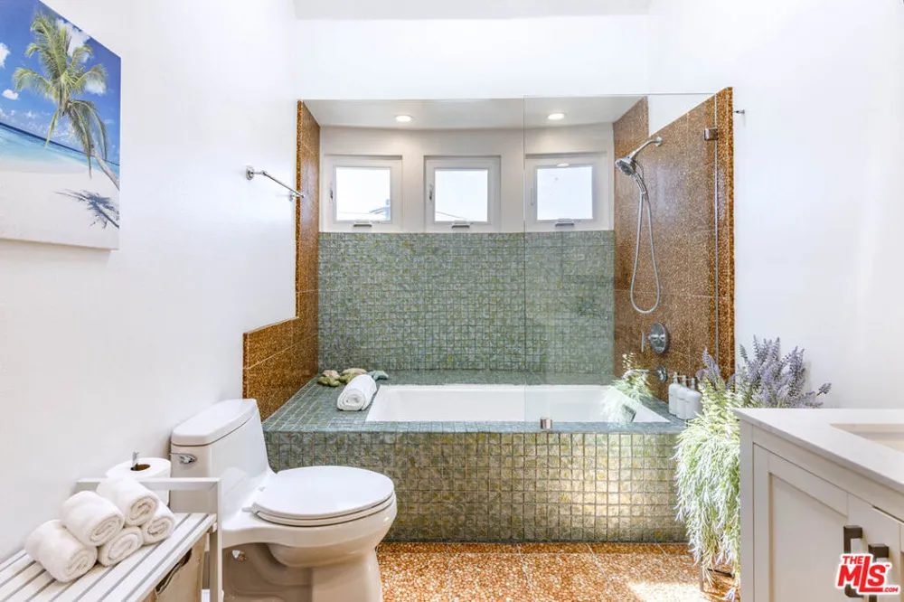 28711 PACIFIC COAST Highway #30 Malibu, CA 90265