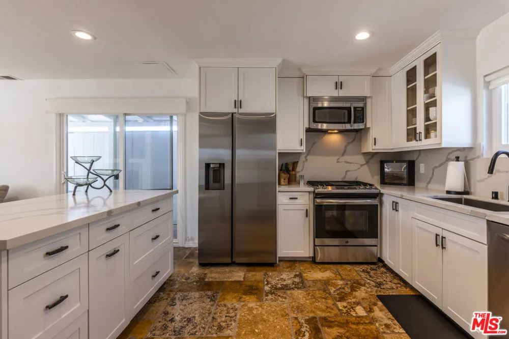 28711 PACIFIC COAST Highway #30 Malibu, CA 90265