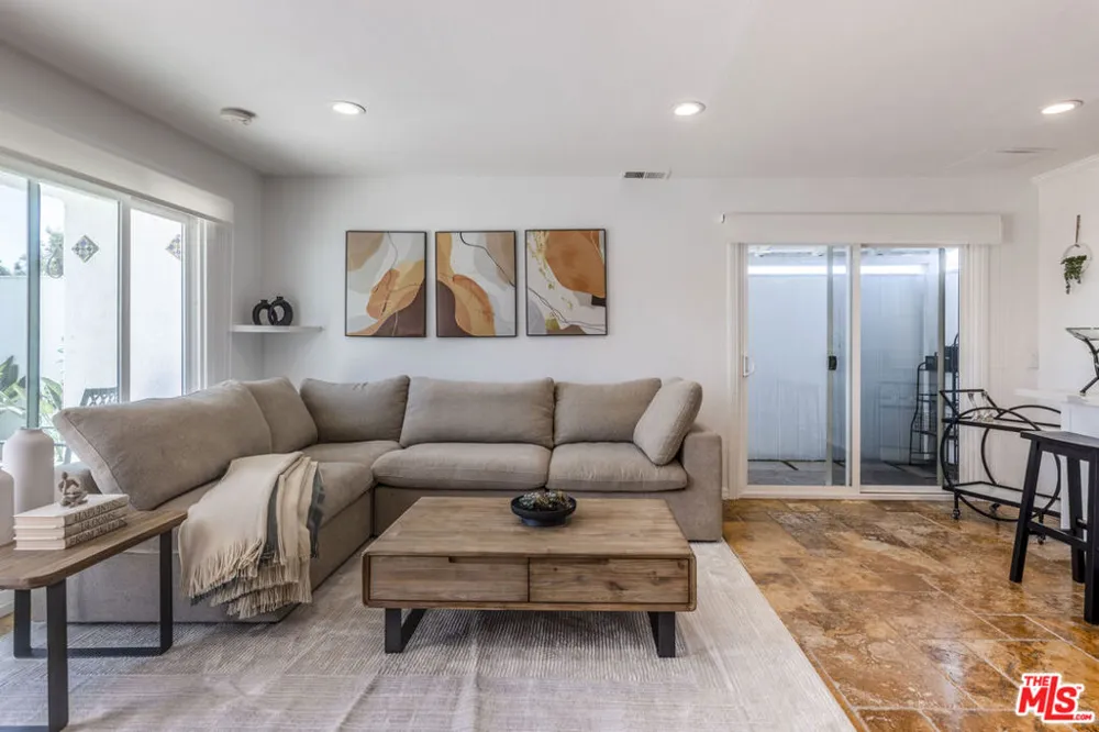 28711 PACIFIC COAST Highway #30 Malibu, CA 90265