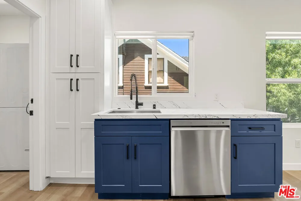 1305 Lucile Avenue #3 Los Angeles, CA 90026