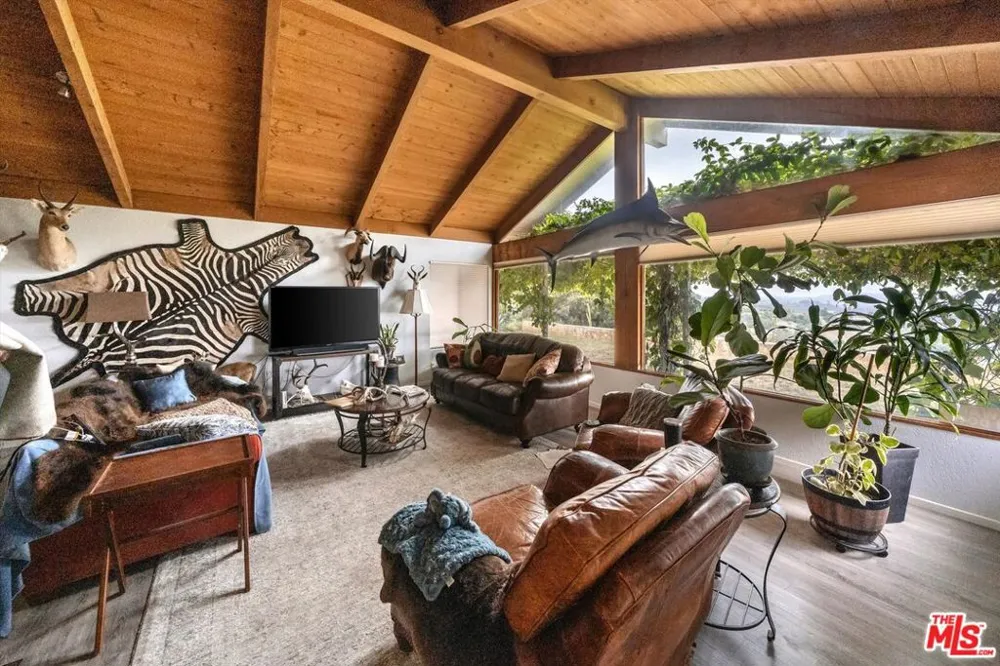 1500 Camino Rio Verde Goleta, CA 93111